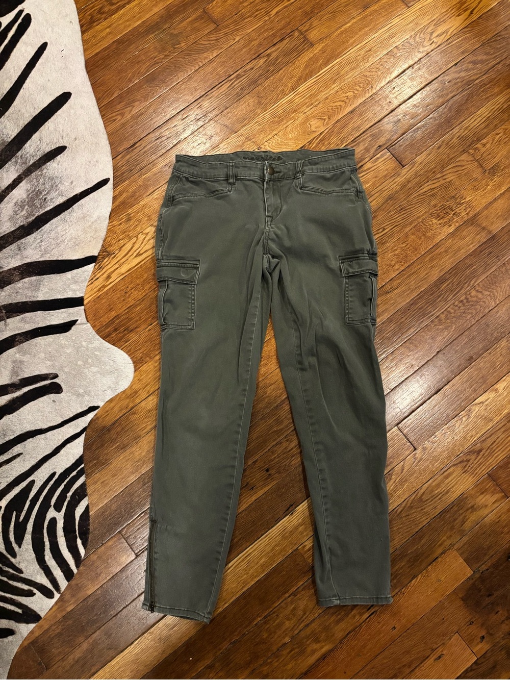 Olive Green Women's Slim Cargo Jeans